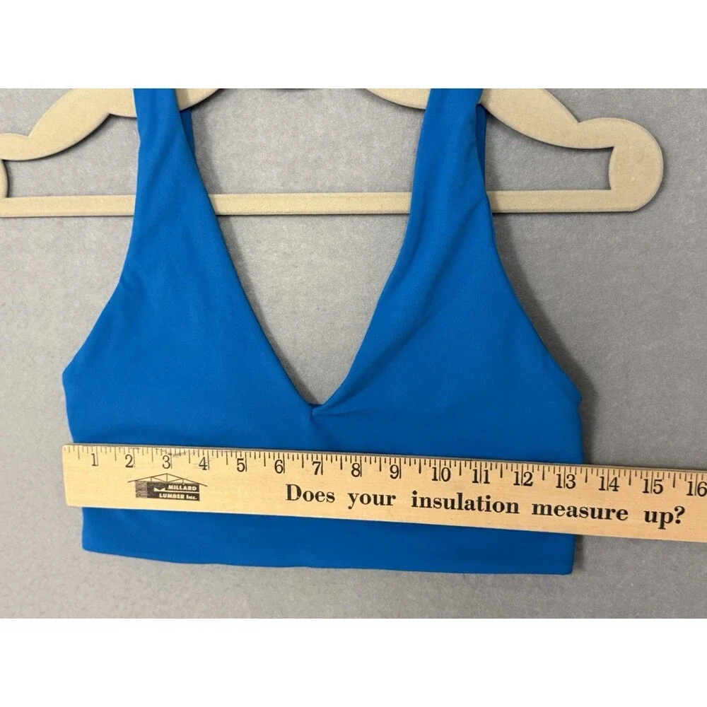 ! | Lululemon | Align V-Neck Bra | Light Support | A/B Cup | Poolside | Size 8
